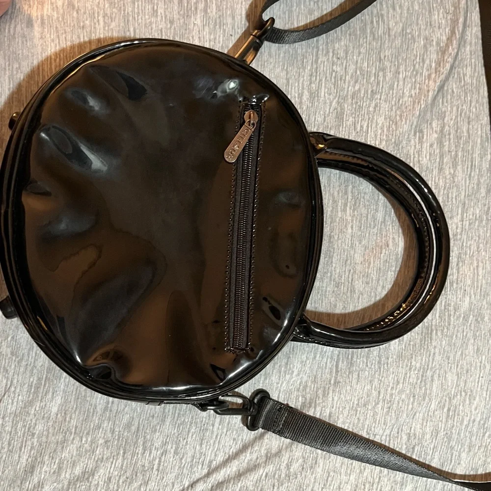 Killstar- infamous Hell-O-Ween bag. Spooky b/w, handles, strap, unworn. Rare. - Picture 3 of 6